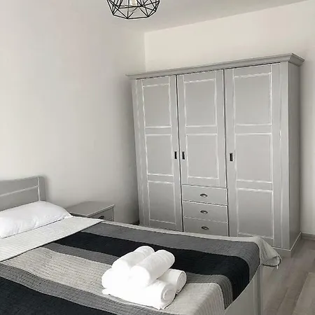 Апартаменти Glamour Apartament